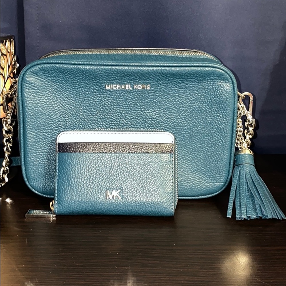 Michael Kors crossbody bag